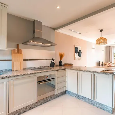 Stylish Aloha Hill Club - Tcm Appartement